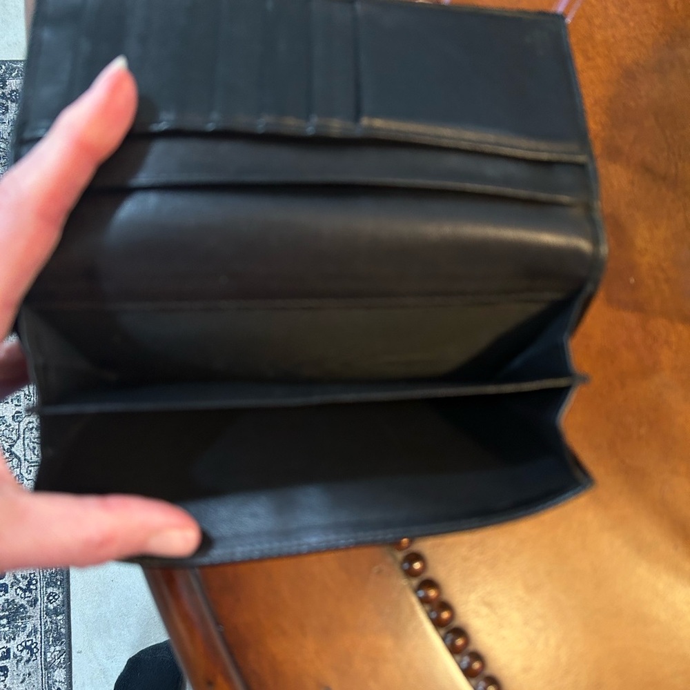 Gucci Heart Leather Wallet - Picture 9 of 13